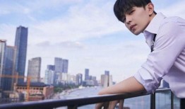 邓伦谭松韵最新爆料,甜蜜互动引粉丝热议，幕后故事揭秘！